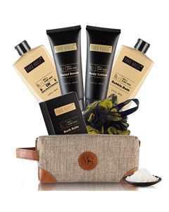 Yard House Mens Bath and Body Gift Set - Musk and Blonde Woods - Luxury Fathers Day Gifts From Daughter, Wife, Son For Dad, Husband - Relaxing Spa Kit for Him in Toiletry Bag w. Full Size Items